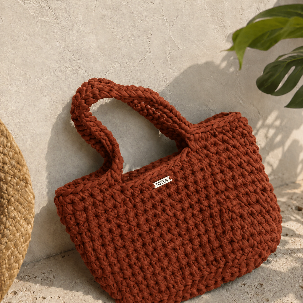 NELYA - TOTE BAG